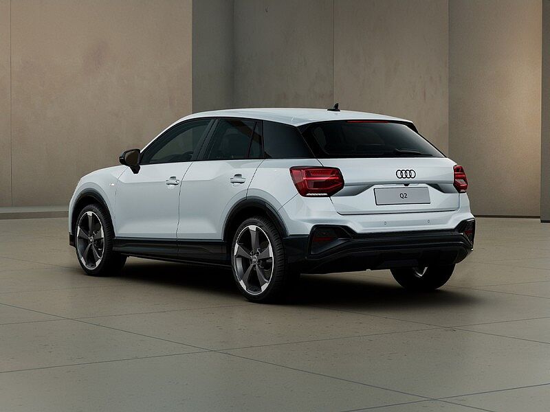 Audi Q2 35 TDI S tronic Identity Black