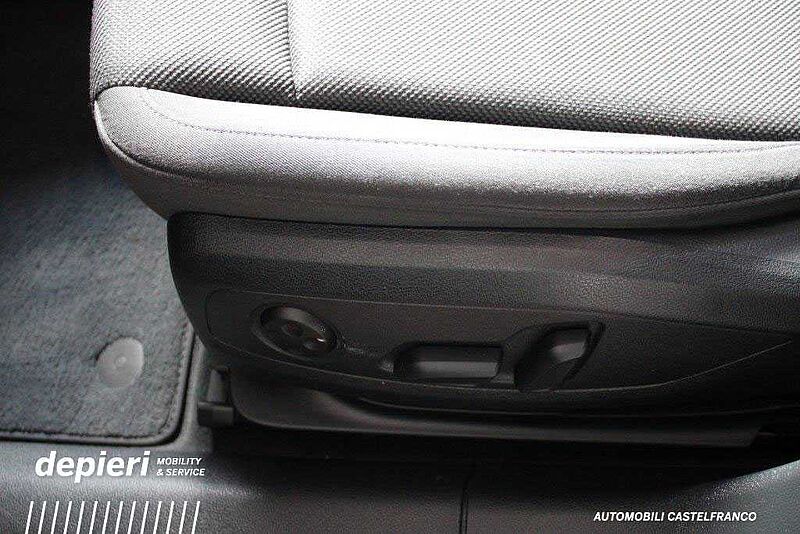 Audi A4 Avant 50 TDI quattro tiptronic -mhev