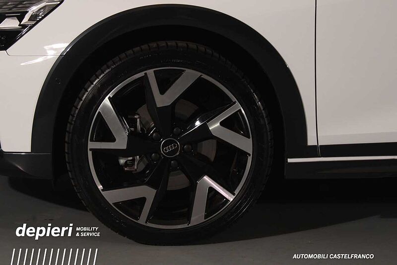 Audi A3 allstreet 35 TFSI S tronic Identity Contrast MHEV