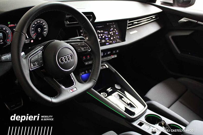 Audi A3 allstreet 35 TFSI S tronic Identity Contrast MHEV