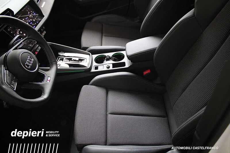 Audi A3 allstreet 35 TFSI S tronic Identity Contrast MHEV