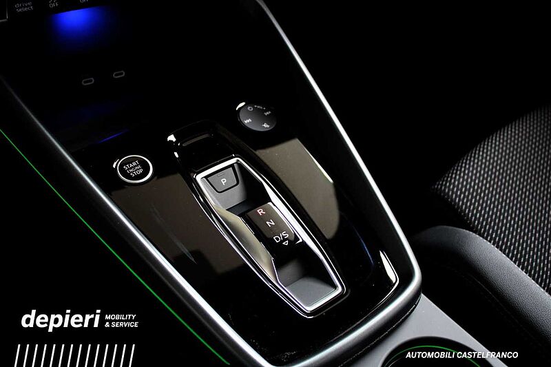 Audi A3 allstreet 35 TFSI S tronic Identity Contrast MHEV