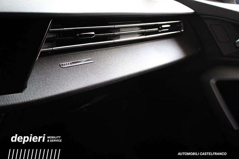 Audi A3 allstreet 35 TFSI S tronic Identity Contrast MHEV