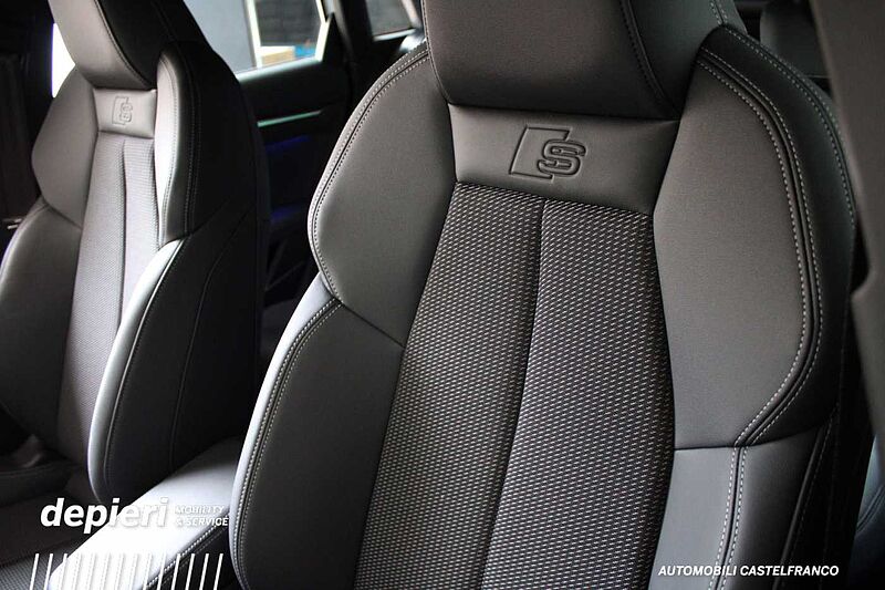 Audi A3 allstreet 35 TFSI S tronic Identity Contrast MHEV