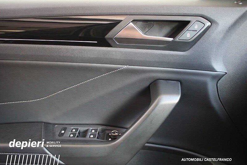 Volkswagen T-Roc 1.5 TSI ACT DSG R-Line