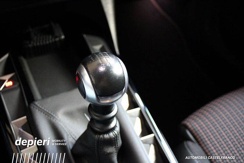 DS DS 3 Crossback PureTech 100 Performance Line -Ok Neop