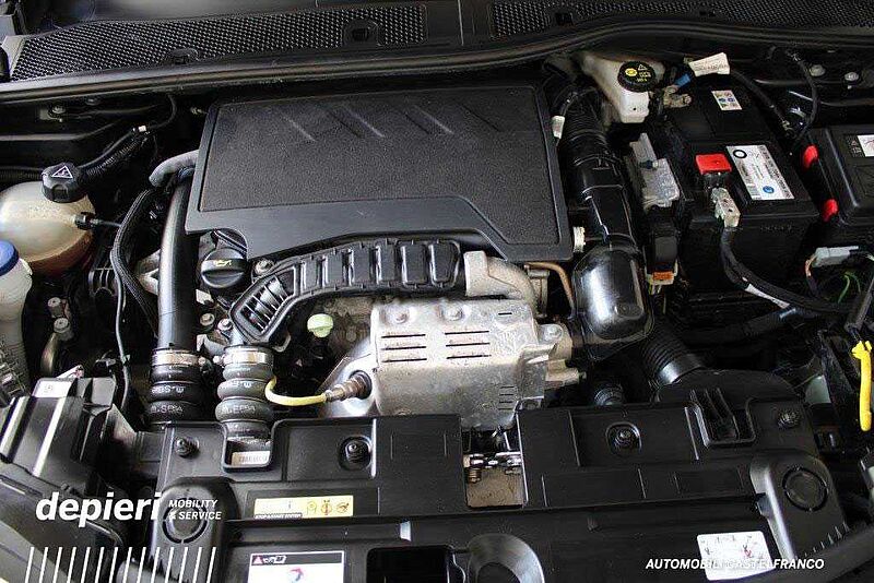 DS DS 3 Crossback PureTech 100 Performance Line -Ok Neop