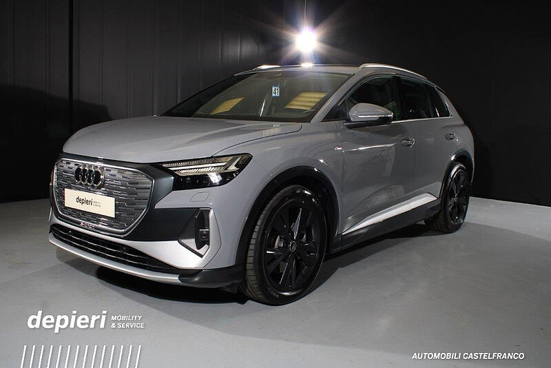 Audi Q4 e-tron 45 S Line edition -BEV batteria 82kWh