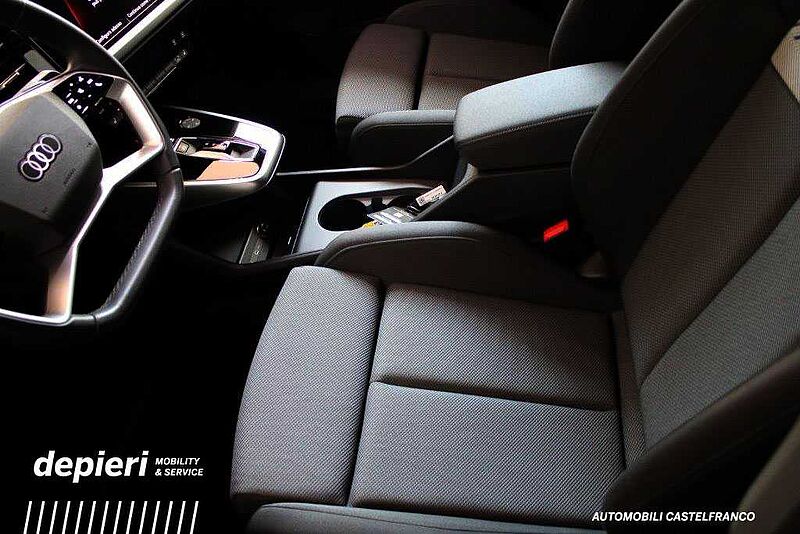 Audi Q4 e-tron 45 S Line edition -BEV batteria 82kWh