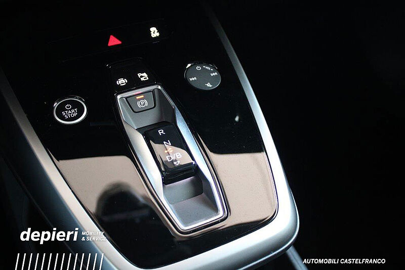 Audi Q4 e-tron 45 S Line edition -BEV batteria 82kWh
