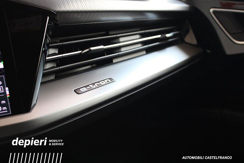Audi Q4 e-tron 45 S Line edition -BEV batteria 82kWh