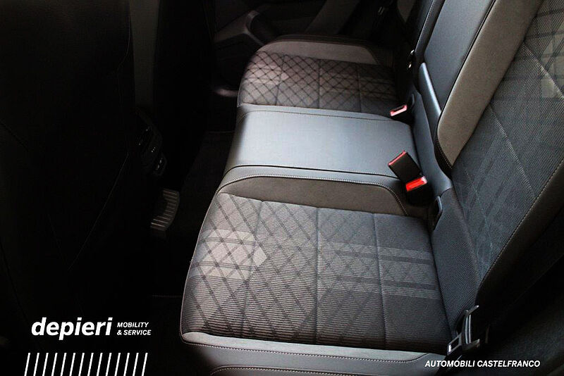 Volkswagen T-Roc 1.5 TSI R-Line