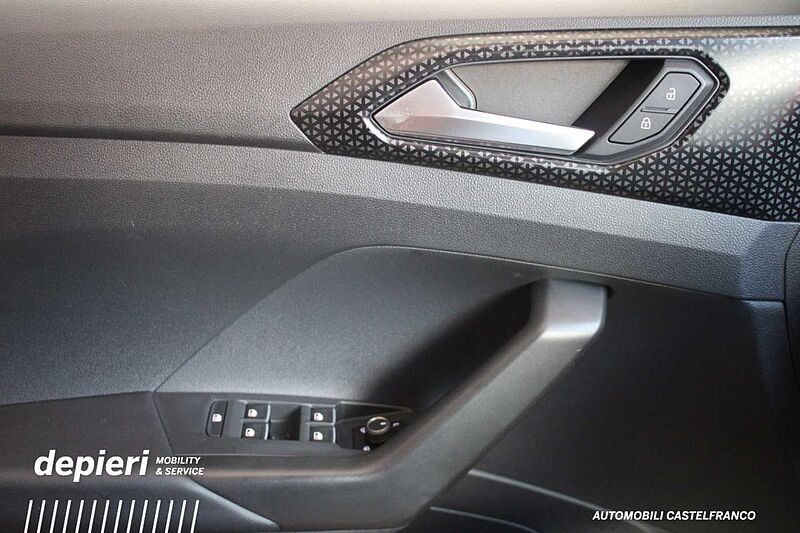 Volkswagen T-Cross 1.0 TSI DSG Advanced -Ok Neop