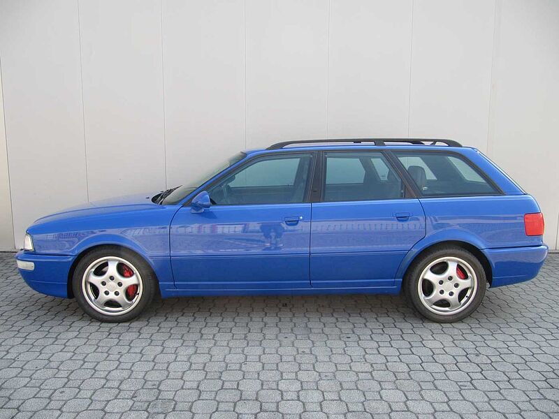 Audi rs2 avant