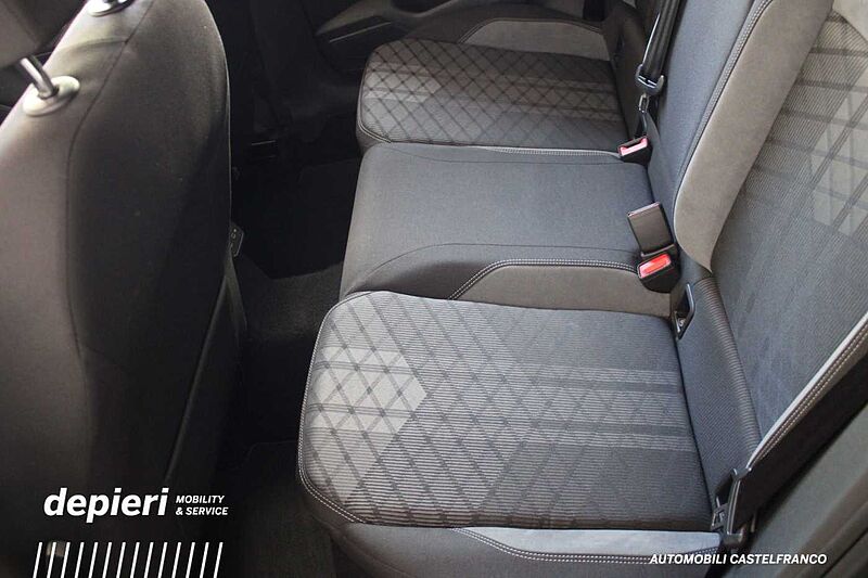 Volkswagen Taigo 1.0 TSI 110 CV DSG R-Line -Ok Neop