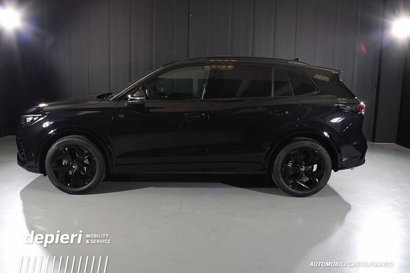 Volkswagen Tiguan 1.5 eTSI DSG R-Line -MHEV