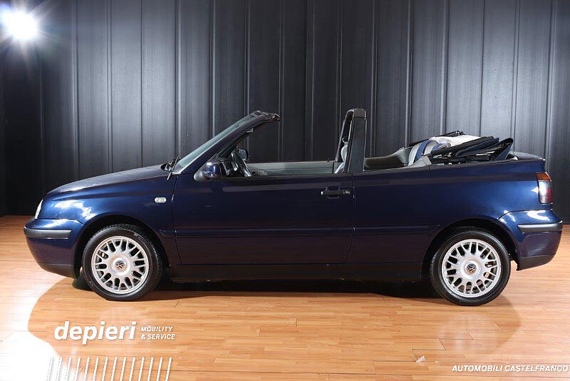 Volkswagen Golf Cabriolet 1.6 101 cat Trendline Generation - Ok Neop